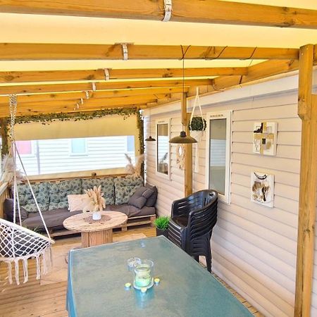 Mobil-Home Le Cocon Fun Pass Non Inclus Canet-en-Roussillon Buitenkant foto