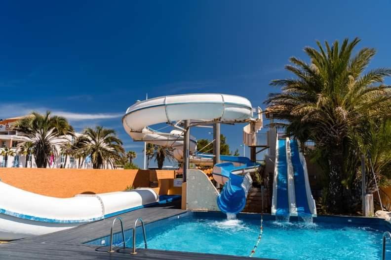 Mobil-Home Le Cocon Fun Pass Non Inclus Canet-en-Roussillon Buitenkant foto