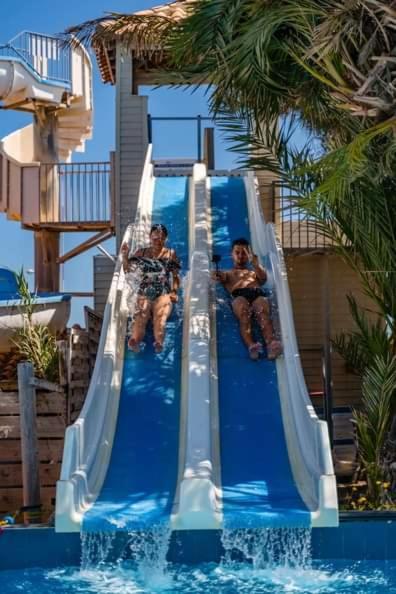 Mobil-Home Le Cocon Fun Pass Non Inclus Canet-en-Roussillon Buitenkant foto